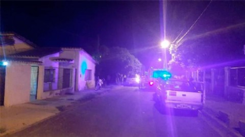 Una mujer murió aplastada por el techo de su propia casa en la Capital