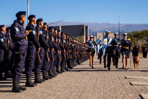 Se aprobó la Ley de Profesionalización de las Fuerzas de Seguridad de la provincia