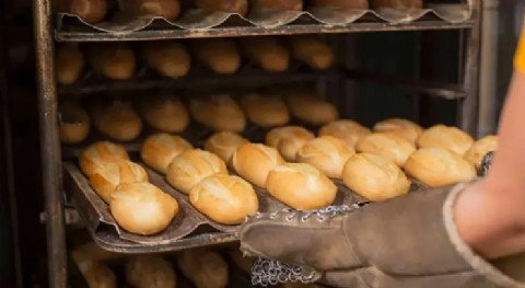Ni el pan se salva del ajuste: las ventas en panaderías de la provincia cayeron hasta un 40 por ciento