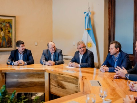 Provincia y la Cámara Minera apuntan a impulsar el desarrollo de proveedores locales