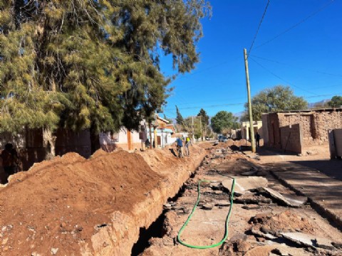 El Gobierno provincial se hará cargo de la obra de cloacas en Tinogasta