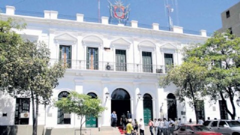 Revés para Jalil: los precarizados del Hogar de Ancianos anunciaron una protesta frente a Casa de Gobierno
