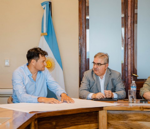 Cooperación: Provincia y municipio trabajarán en conjunto en plan de pavimentación en Andalgalá
