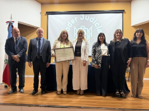 La Provincia incorpora la enseñanza del Juicio por Jurados en las escuelas secundarias