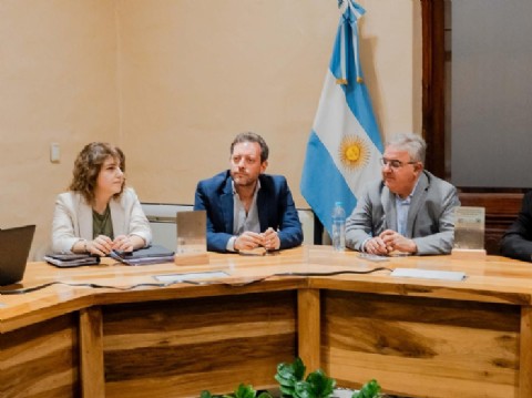 El Gobierno amplía a 500 las becas de formación universitaria junto a la Universidad Siglo 21