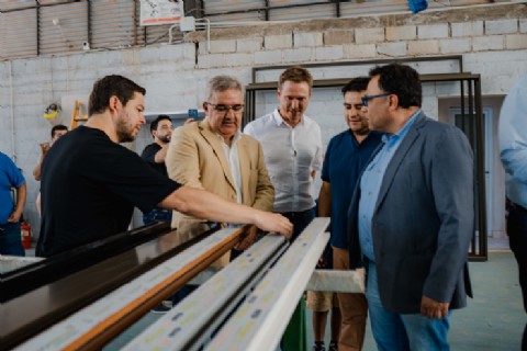 Belén contará con la primera fábrica de aberturas de PVC