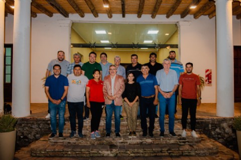 Aporte para los once clubes que participarán del Torneo Regional Federal Amateur