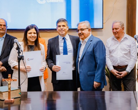 Asumieron los nuevos funcionarios del Gabinete provincial