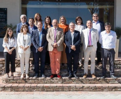Catamarca refuerza su compromiso con la región de Atacama para fortalecer la integración binacional