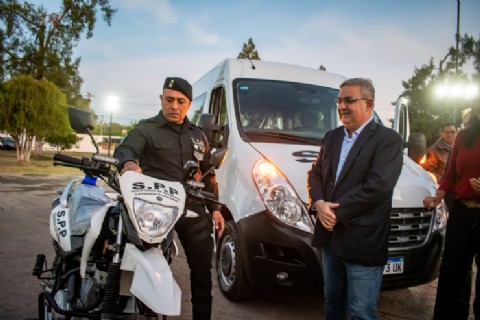 Nueva entrega de equipamiento para la Policía de la Provincia y Servicio Penitenciario