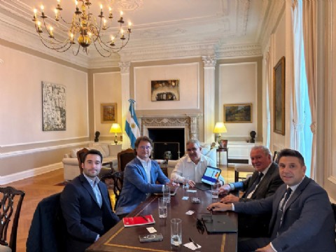 Jalil inició su agenda de trabajo en Nueva York reuniéndose con potenciales inversores
