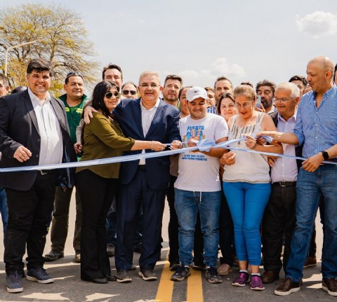 El Corredor Vial Este entra en su recta final: pavimentan los últimos kilómetros que conectarán El Alto con Esquiú