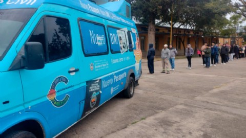 Capital: se llevó a cabo un exitoso Operativo Móvil de Documentación Rápida en el CAPE