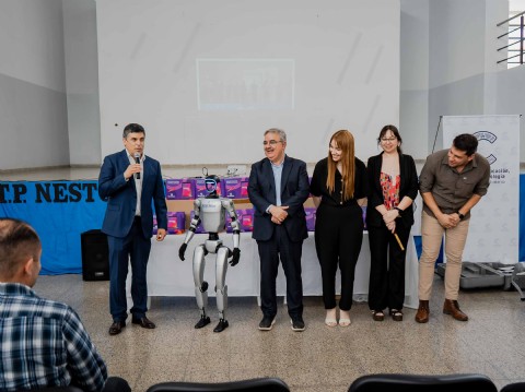 Catamarca inauguró su primera aula STEAM con enfoque en innovación, robótica e inteligencia artificial
