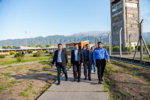 Autoridades del Ministerio de Gobierno visitaron el Servicio Penitenciario Provincial