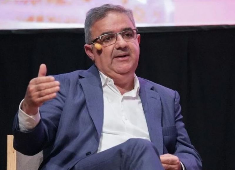VIDEO | El chorro con guardapolvo blanco: Jalil funde hospitales y se forra con clínicas propias