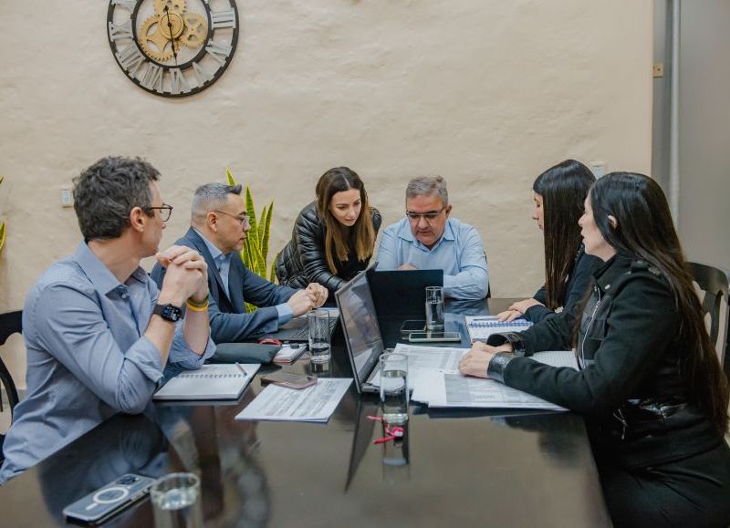 Jalil confirmó incremento para los contratos de locación de obra y en la escala de viáticos