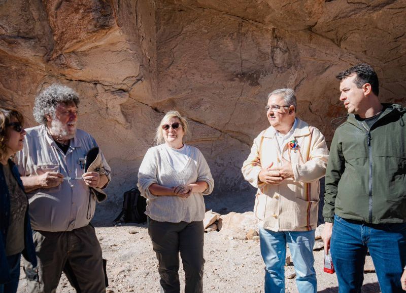 VIDEO | Raúl Jalil visitó la Cueva Cacao y reforzó el apoyo a la ciencia y el patrimonio arqueológico de la provincia