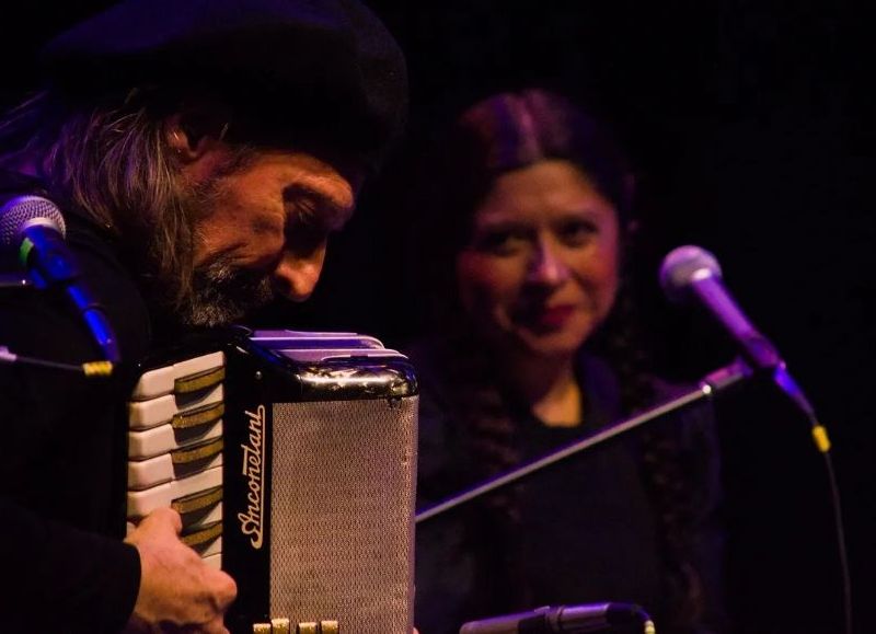 VIDEO | Nadia Larcher regresa con su canto al Poncho catamarqueño