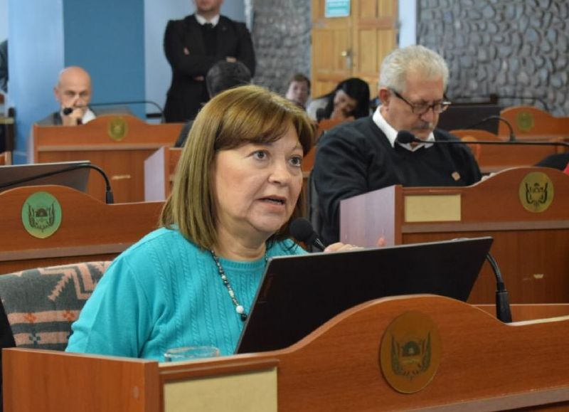 Solicitan que la provincia reclame en la Justicia por el recorte de fondos federales