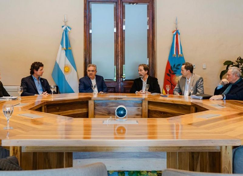 Gobierno y organismos internacionales articulan estrategias para vinculación del sistema educativo y sector productivo