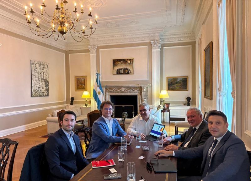 Jalil inició su agenda de trabajo en Nueva York reuniéndose con potenciales inversores