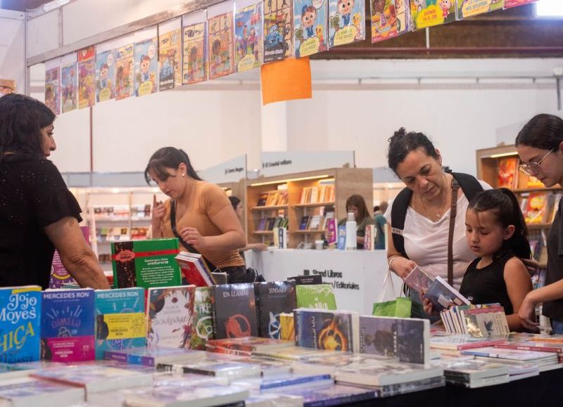 VIDEO | Mariana Carbajal e Ingrid Beck presentan “Antimanual para encendidas”