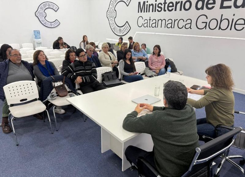 Nivel Superior en emergencia: “Sin titularización no hay calidad educativa”