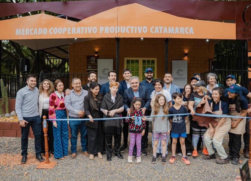 Inauguraron el primer Mercado Cooperativo Productivo de Catamarca